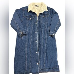 Universal Thread Blue Denim Barn Jacket with Sherpa Lining Size Medium